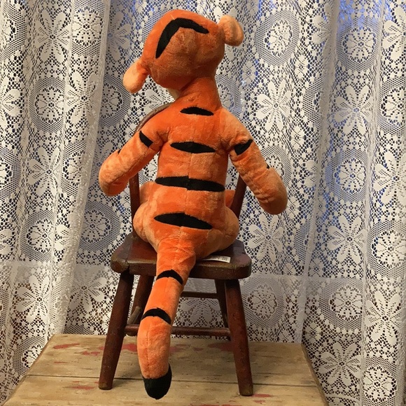 New in sealed boxes 4 pc vintage Winnie the Pooh figurines by Fisher Price, 2000 - Picture 7 of 10